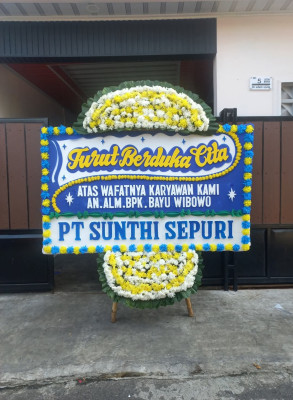 Papan Bunga Duka di Pondok Cina