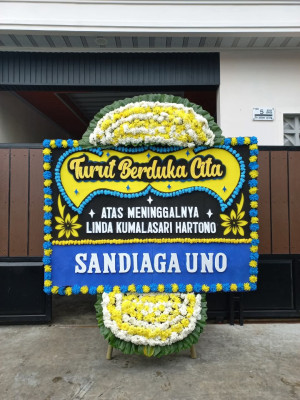 Papan Bunga Duka di Pondok Cina